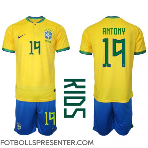 Brasilien Antony #19 Hemmatröja Barn VM 2022 Kortärmad (+ korta byxor)
